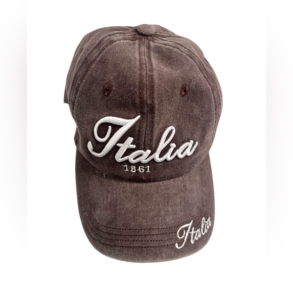 NWT Brown Disressed Italia 1861 Cap - Picture 1 of 8